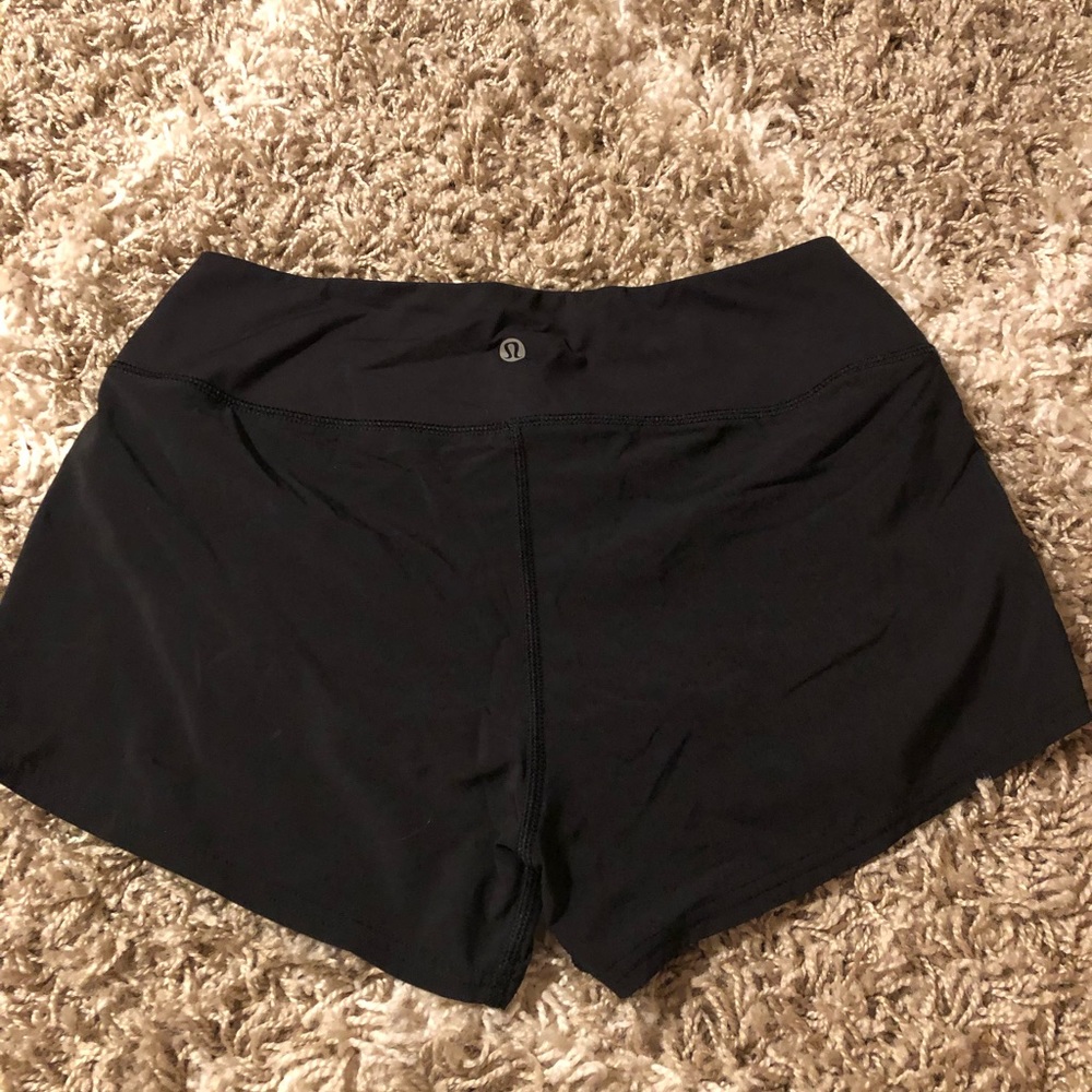 Lulu lemon black shorts